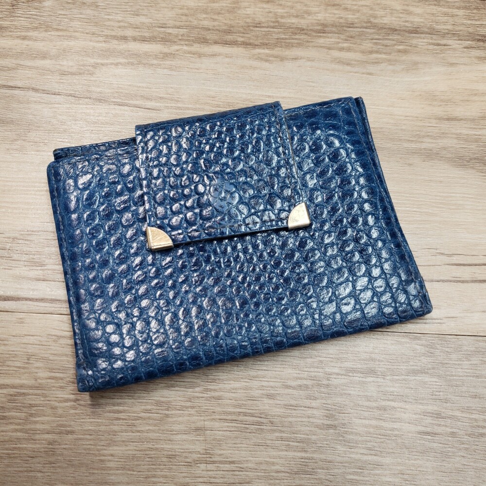 Vintage Princess Gardner Wallet Womens Bifold Blue Textured Pigskin Leather 4"x3